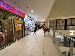 Lucky Plaza (D9), Retail #505303271
